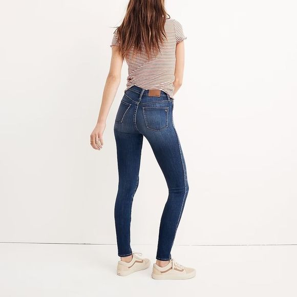 Madewell 10" High-Rise Skinny Jeans in Danny Wash: TENCEL™ Denim Edition size 28 - Picture 2 of 13